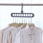 Cintre multiport 9 en 1 – Couleur aléatoire